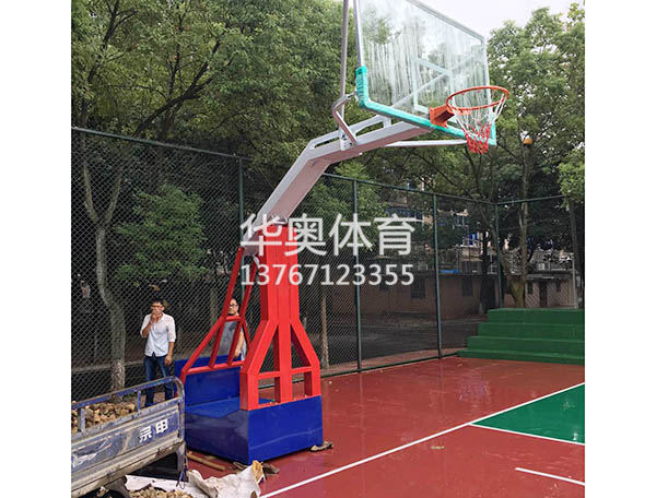 籃球架